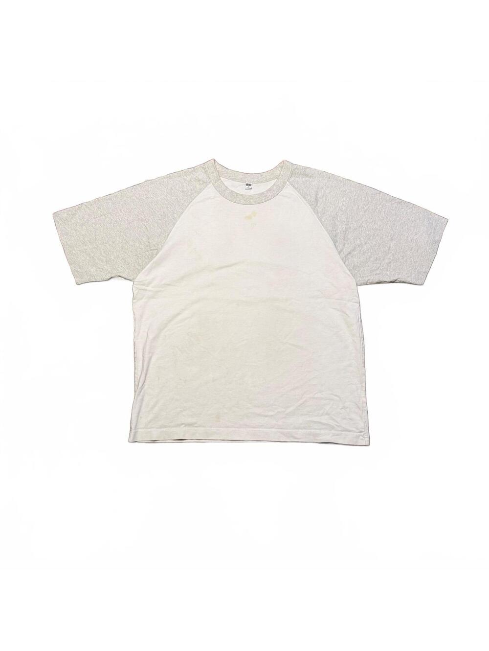 2000s basic white tee